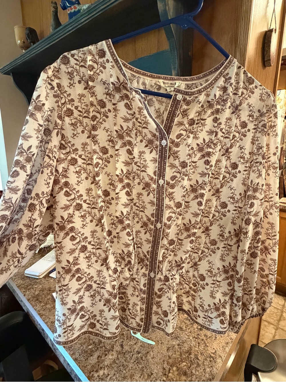 Lovely Max Studio London Ivory and Brown Floral Blouse Size M - Picture 9 of 9
